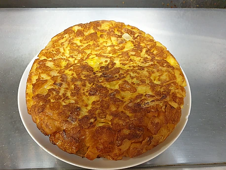 Tasquita Bar el Triunfo tortilla de patata con cebolla